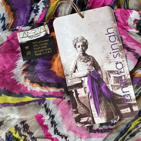 NWT Amrita Singh Chiffon Multicolor Wavy Pattern Scarf Beach Cover-Up Sarong - Picture 9 of 11